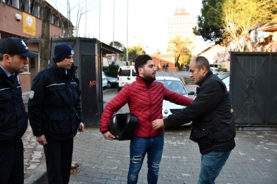 İstanbul'da Okul Önlerinde Polis Denetimi