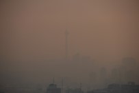Tahran'da Hava Kirliliği Nedeniyle Okullar Tatil Edildi