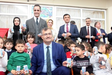 Van'da Süt Dağıtımı