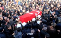 ULAŞTIRMA DENİZCİLİK VE HABERLEŞME BAKANI - Afrin Şehidine Veda