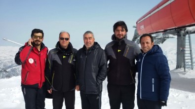 Aybaba, Yıldız Dağı Kayak Merkezi'ni Gezdi
