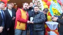 GALATASARAY TARAFTARLARI - Burhaniye'de Galatasaraylılar Derneği Açıldı