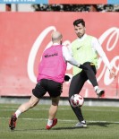 METİN OKTAY - Galatasaray'da Kupa Mesaisi Başladı