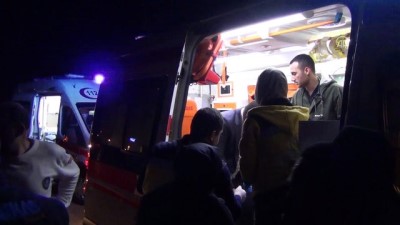 Ilgın'da İki Otomobil Çarpıştı Açıklaması 2 Yaralı