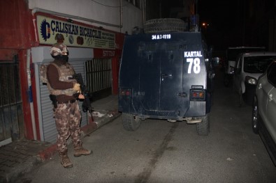 İstanbul'da Birçok Adrese Eş Zamanlı Narkotik Operasyonu Düzenlendi