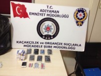 KAÇAK CEP TELEFONU - Kaçak Telefon Ve Sigara Ele Geçirildi