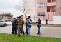 İNTERNET KAFE - Okul Çevresinde Uyuşturucu Hap Ele Geçirildi