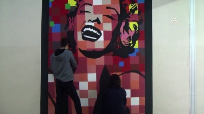 Okulun Duvarlarını Tuval Olarak Kullanıyorlar