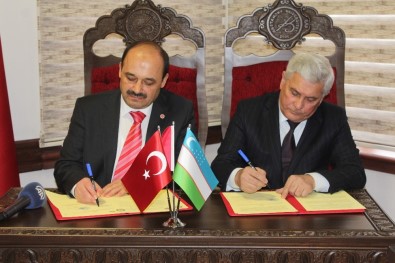 Özbekistan İle İlk Akademik Anlaşma Kastamonu Üniversitesi Arasında Yapıldı