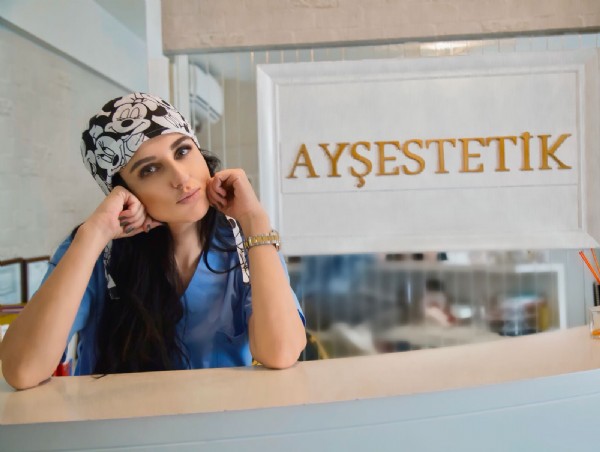 AYŞESTETİK'ten huzurevi sakinlerine bakım