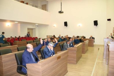 Biga'nın Altyapı Sorunları Çözülüyor