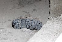 İNŞAAT İŞÇİLERİ - İnşaat Merdiven Boşluğundan Düşerek Feci Şekilde Öldü