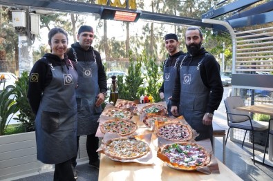 İzmir'de Ekşi Maya Pizza