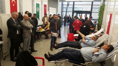 Kayseri Şeker'den Zeytin Dalı Harekatına Kan Bağışı İle Destek