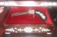 MHP'li Canpolat'tan Devlet Bahçeli'ye Anlamlı Hediye