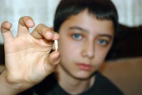 SÜT DİŞİ - Tokat'ta Süt Dişi Yerine Daimi Dişin Çekildiği İddiası