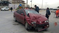 KıRıM - Akçakoca'da Trafik Kazası Açıklaması 4 Yaralı