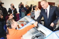 SELÇUK ÖZDAĞ - Bakan Özlü, Çalışan Zihinsel Engellileri İşbaşında Ziyaret Etti