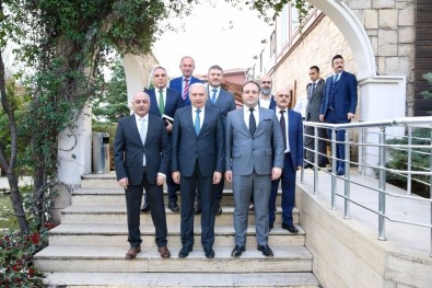 İBB Başkanı Mevlüt Uysal'dan Güngören Belediyesi'ne Ziyaret