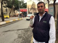 OTOBÜS ŞOFÖRÜ - (Özel) Kadıköy'de Özel Halk Otobüsü Şoförüne Minibüs Şoförü Yolcuların Gözü Önünde Kurşun Yağdırdı