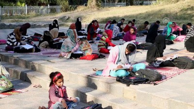 Türk STK'lerden Pakistanlı öğrencilere yardım