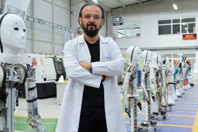 Yerli İnsansı Robotlar Görev Bekliyor