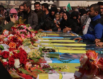 YPG'li teröristler için toplu cenaze töreni