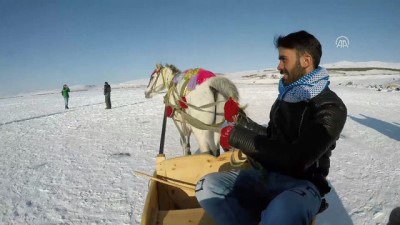 Buzla Kaplı Gölün Vazgeçilmezi Açıklaması 'Atlı Kızak'