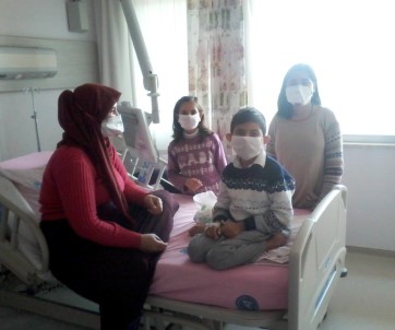 Kızları Nakil Oldu, Diğer İki Çocuklarında Da Hastalık Çıktı