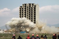 MANKENLER - 300 Kilo Dinamitle İki Kez Patlatıldı, Yıkılmadı