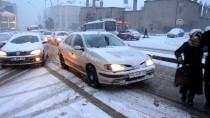 KAR TEMİZLEME - Doğu Anadolu'da Kar Etkili Oluyor