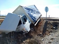 Emniyet Kemeri Sayesinde Kazadan Yara Almadan Kurtuldu