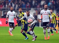 İlk Yarı Fenerbahçe'nin Üstünlüğüyle Bitti