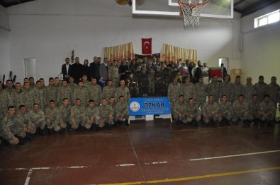 Özkar Özel Eğitim Uygulama Merkezi Öğrencilerinden Mehmetçiğe Moral Desteği