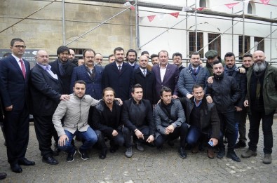 Ünlü Sanatçılar Ve Sporcular Harekata Destek İçin Kilis'e Geldi