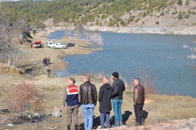 Uşak'ta Gölde Kaybolan Genç Ölü Olarak Bulundu