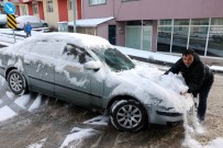 KAR TEMİZLEME - Yozgat'ta Kar Sevinci