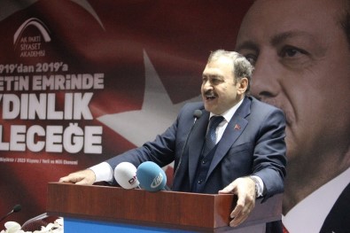 Bakan Eroğlu'ndan Siyaset Akademisi'nde İlk Ders