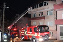 ELEKTRİKLİ BATTANİYE - Elektrikli Battaniye Çatı Katını Yaktı