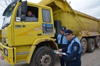 ZABITA MÜDÜRÜ - Kartepe'de Hafriyat Kamyonları Denetlendi