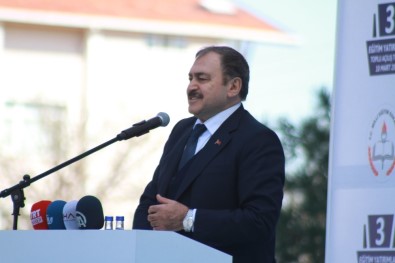 Orman Bakanı Eroğlu Açıklaması 'Türkiye Genelinde 47 Bin 461 Okul Bahçesini Ağaçlandırdık'