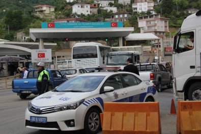 TOBB Başkanı Hisarcıklıoğlu 'Sarp Sınır Kapısı'ndaki Yenileme Çalışmaları Bittikten Sonra Kapasitesi 2 Kat Artacak'