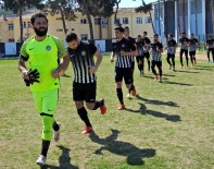 Çeşme Belediyespor, Hem Namağlup Ünvanını Hem De Liderliği Kaybetti