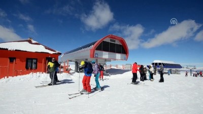 Cıbıltepe'de Mart Ayında Kayak Keyfi