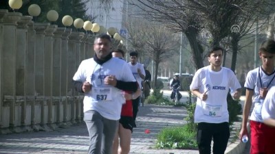 Erbil'de 'Barış' Temalı Yarı Maraton