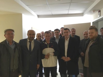 Başkan Bakıcı Ve Ömer Döngeloğlu'ndan Hasta Ziyareti