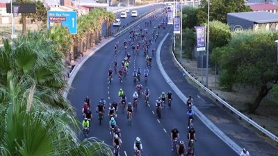 Güney Afrika'da Bisiklet Yarışında Kaza Açıklaması 3 Ölü