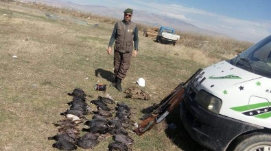 Kaçak Avlanan 5 Kişi Yakalandı