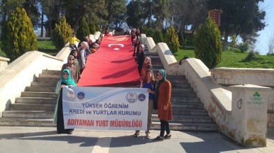 KYK Öğrencileri Mehmet Akif Ersoy'u Andı