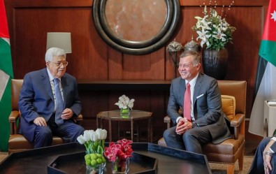 Ürdün Kralı Ve Filistin Devlet Başkanı Amman'da Bir Araya Geldi
